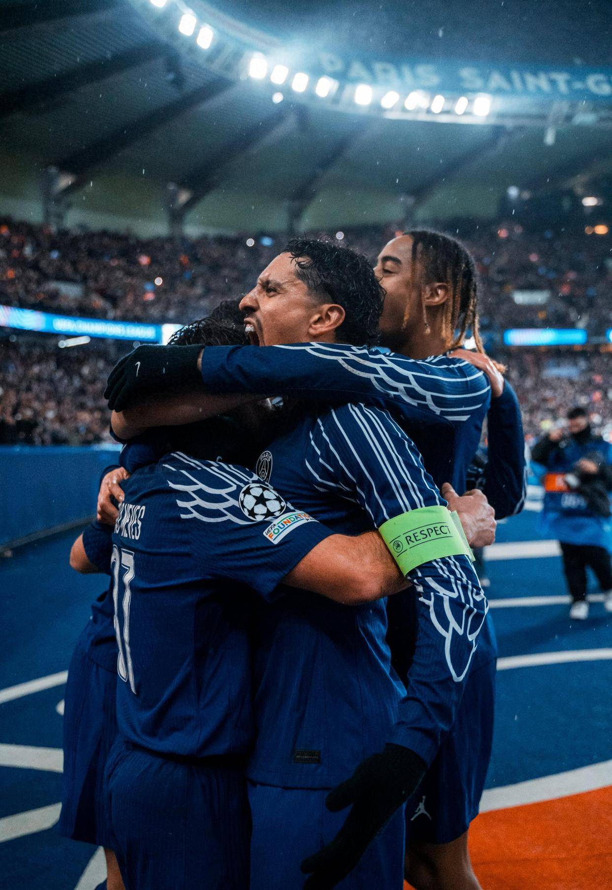 包含巴黎圣日耳曼传控能力惊人,进攻火力十足的词条 包含巴黎圣日耳曼传控能力惊人,进攻火力十足的词条