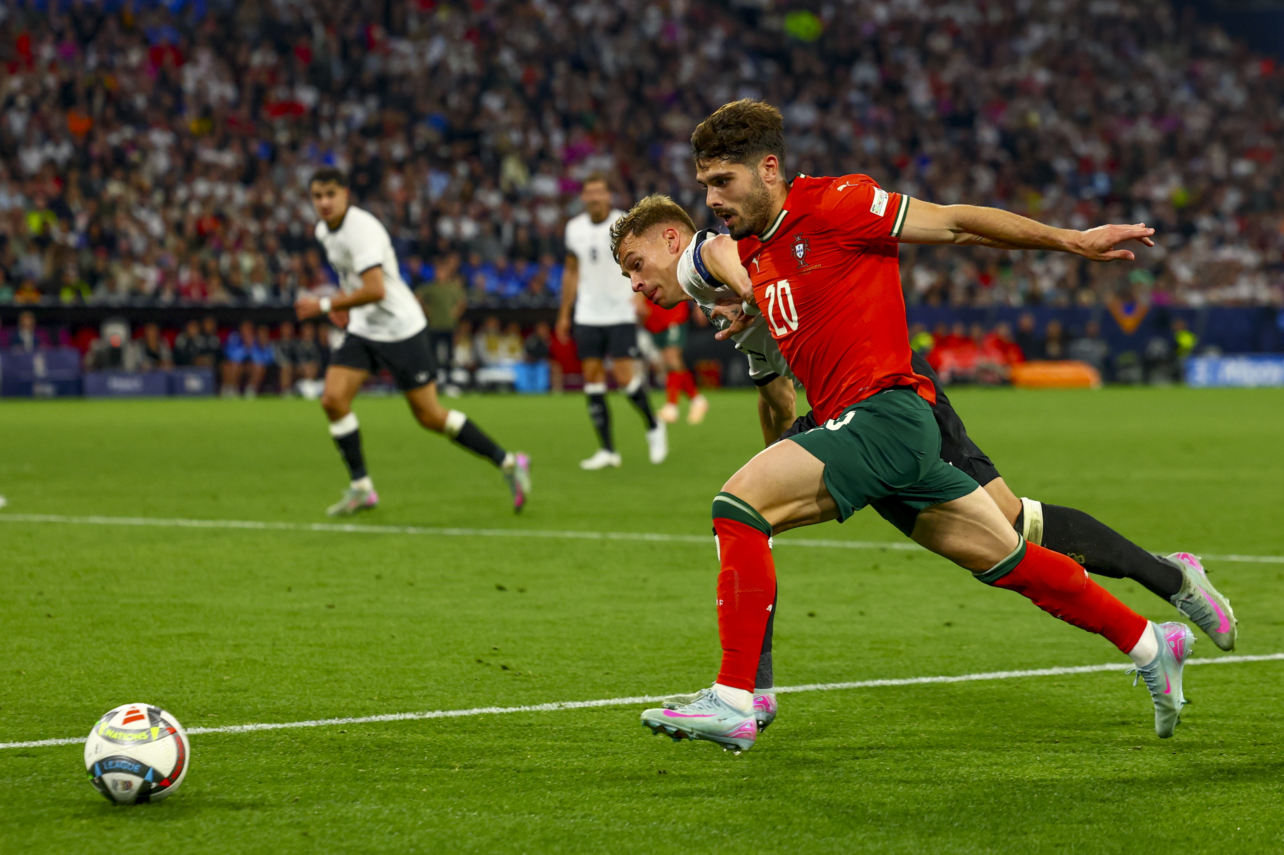 葡萄牙客场轻松击败爱沙尼亚 葡萄牙客场轻松击败爱沙尼亚