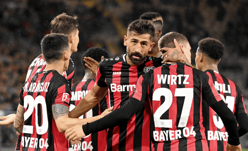 斯图加特客场战平云达不莱梅，保持中游位置的简单介绍